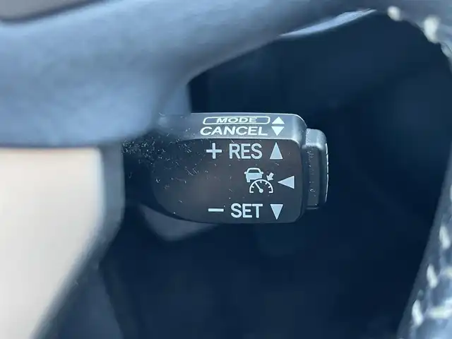 レクサス ＣＴ 200h クールツーリングスタイル 滋賀県 2017(平29)年 6.4万km ソニッククォーツ 純正SDナビ/(フルセグTV CD DVD Bluetooth ブルーレイ USB AUX)/バックカメラ/レーダークルーズコントロール/パワーシート/ハーフレザーシート/シートヒーター/革巻きステアリング/ステアリングリモコン/ビルトインETC2.0/プッシュスタート/スマートキー/電動格納ミラー/パドルシフト/純正フロアマット/LEDオートヘッドライト