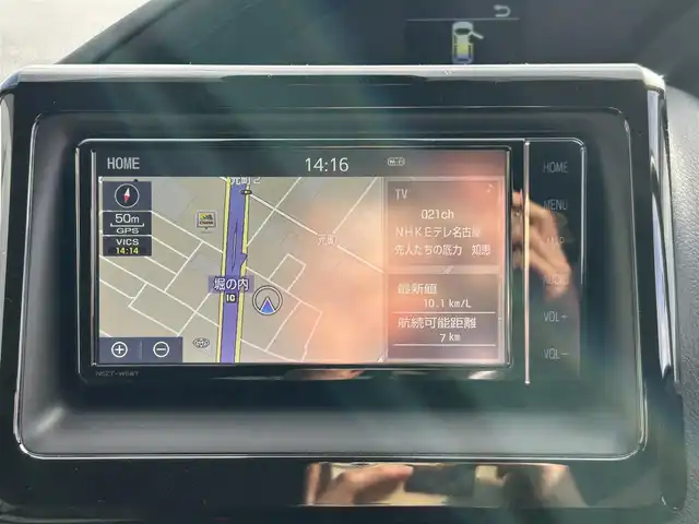 トヨタ ノア X 愛知県 2021(令3)年 5.5万km ホワイトパールクリスタルシャイン トヨタセーフティセンス/　・プリクラッシュセーフティ/　・レーンディバーチャアラート/　・オートマチックハイビーム/クルーズコントロール/フリップダウンモニター/純正SDナビ/　・フルセグTV/　・Bluetooth/　・CD/DVD/　・AM/FM/バックカメラ/ビルトインETC/ドライブレコーダー/両側パワースライドドア/LEDヘッドライト/オートライト/キーレス/スペアキー