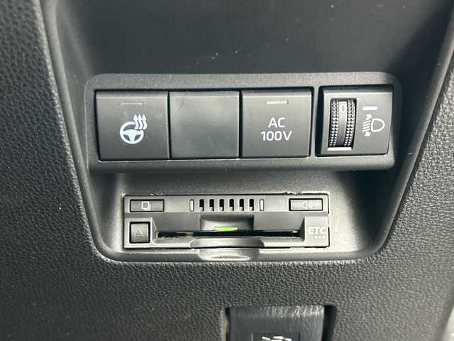 トヨタ アクア Z 愛知県 2021(令3)年 5万km クリアベージュメタリック 純正ナビ/　BT/フルセグ/USB/パノラミックビューカメラ/ビルトインETC/前後ドライブレコーダー/トヨタセーフティセンス/・レーントレースアシスト/・プリクラッシュセーフティ/・ブラインドスポットモニター/・リアクロストラフィックアラート/・ロードサインアシスト/・アダプティブクルーズコントロール/横滑り防止/パワーシート/シートヒーター/ステアリングヒーター/純正フロアマット/オートマチックハイビーム