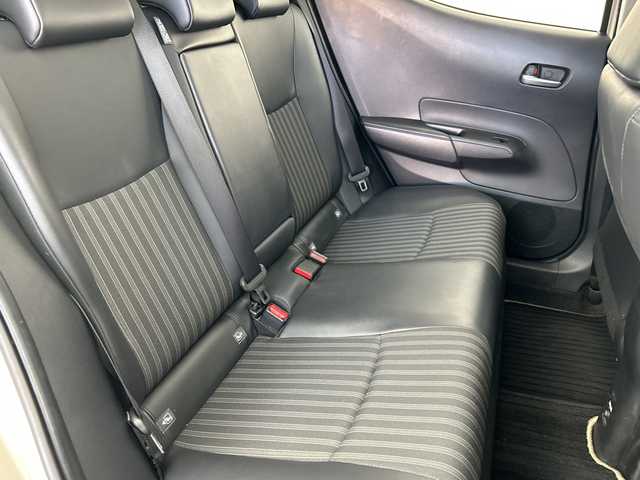 トヨタ アクア Z 愛知県 2021(令3)年 5万km クリアベージュメタリック 純正ナビ/　BT/フルセグ/USB/パノラミックビューカメラ/ビルトインETC/前後ドライブレコーダー/トヨタセーフティセンス/・レーントレースアシスト/・プリクラッシュセーフティ/・ブラインドスポットモニター/・リアクロストラフィックアラート/・ロードサインアシスト/・アダプティブクルーズコントロール/横滑り防止/パワーシート/シートヒーター/ステアリングヒーター/純正フロアマット/オートマチックハイビーム