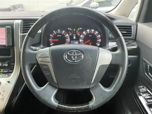 トヨタ ヴェルファイア 2．4Z プラチナⅡ ゴールドⅡ 茨城県 2011(平23)年 14.6万km ブラック 両側パワースライドドア/純正メモリーナビ（NHZN-W60G）/【DVD/CD/Bluetooth/フルセグTV】/バックカメラ/ビルトインETC/社外１８インチAW（WORK）/HIDヘッドライト/フォグ/クリアランスソナー/オットマンシート/スマートキー/電格ウィンカーミラー/木目・革巻きステアリング/ステアリングスイッチ/純正ドアバイザー/純正フロアマット/プッシュスタート/取扱説明書