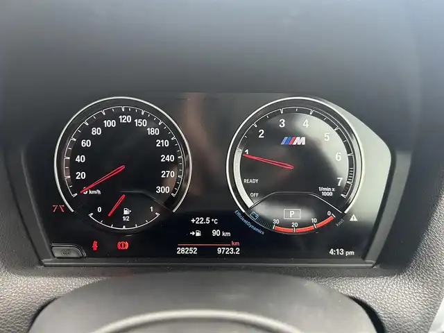 ＢＭＷ Ｍ２ 埼玉県 2017(平29)年 2.9万km ロングビーチブルーメタリック 黒革/harman/kardon/純正HDDナビ/(Bluetooth/USB/CD/DVD)/バックカメラ/オートクルーズコントロール/シートヒーター/純正19インチホイール/パワーシート/LEDヘッドライト/レーンキープアシスト/スマートキー/ETC