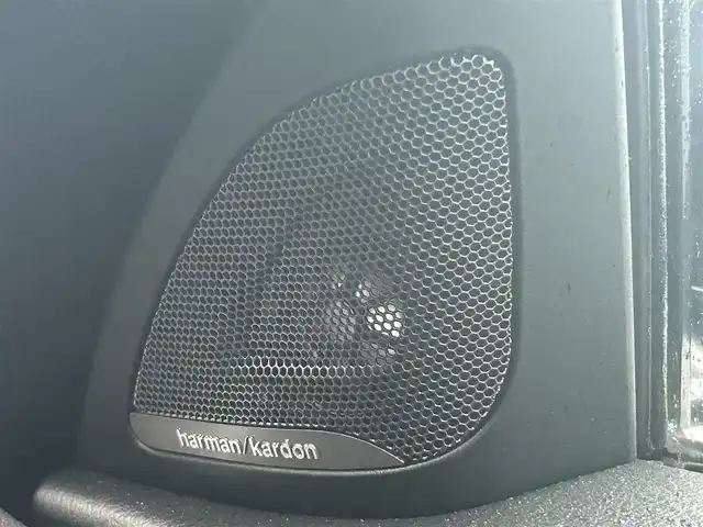 ＢＭＷ Ｍ２ 埼玉県 2017(平29)年 2.9万km ロングビーチブルーメタリック 黒革/harman/kardon/純正HDDナビ/(Bluetooth/USB/CD/DVD)/バックカメラ/オートクルーズコントロール/シートヒーター/純正19インチホイール/パワーシート/LEDヘッドライト/レーンキープアシスト/スマートキー/ETC