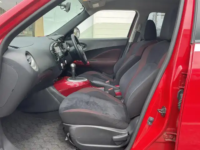日産 ジューク 15RX パーソナライズパック 神奈川県 2013(平25)年 6.5万km パッションレッド 純正メモリナビ/　（CD・DVD・Bluetooth）/フルセグTV/バックカメラ/純正17インチAW/スマートキー×2/保証書/取扱説明書