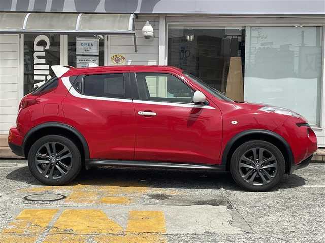 日産 ジューク 15RX パーソナライズパック 神奈川県 2013(平25)年 6.5万km パッションレッド 純正メモリナビ/　（CD・DVD・Bluetooth）/フルセグTV/バックカメラ/純正17インチAW/スマートキー×2/保証書/取扱説明書