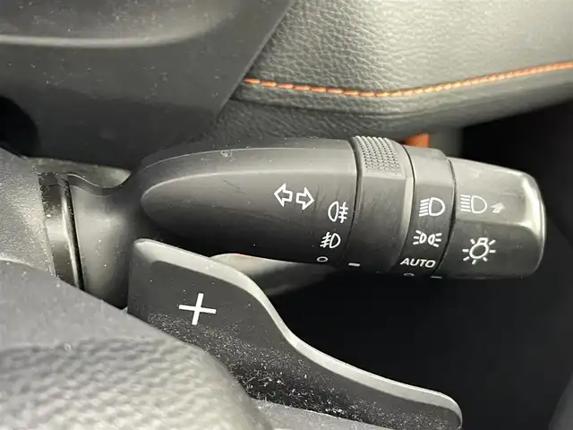 トヨタ ＲＡＶ４ アドベンチャー 熊本県 2019(令1)年 6.7万km アーバンカーキ 禁煙車　/アルパイン９インチナビ（ＣＤ・ＤＶＤ・フルセグ・ＢＴ・ＳＤ・ＵＳＢ・HDMI）/バックカメラ　/社外前後ドライブレコーダー　/ビルトインＥＴＣ　/レーダークルーズコントロール　/運転席パワーシート　/衝突軽減ブレーキ/レーンキープアシスト/先行車発進お知らせ/ダウンヒルアシスト/横滑り防止/パワーバックドア/社外フロアマット/純正19インチAW/オートライト/オートマチックハイビーム/LEDヘッドライト/フォグライト/スマートキー/プッシュスタート