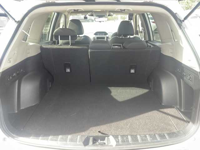 スバル フォレスター ハイブリッド アドバンス 福島県 2023(令5)年 5.3万km パール ４WD/衝突軽減ブレーキ/社外SDナビ/（DVD/SD/FM/AM/Bluetooth）/ワンセグTV/バックカメラ/ハーフレザーシート/前席シートヒーター/前席パワーシート/ハンドルヒーター/レーンキープアシスト/横滑り防止装置/ETC/LEDヘッドライト/オートライト/前後ドラレイブレコーダー/純正フロアマット/純正18インチAW/プッシュスタート/スマートキー