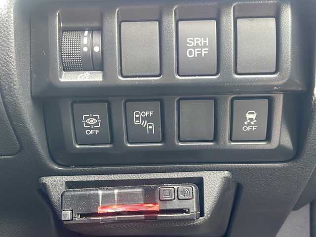 スバル フォレスター ハイブリッド アドバンス 福島県 2023(令5)年 5.3万km パール ４WD/衝突軽減ブレーキ/社外SDナビ/（DVD/SD/FM/AM/Bluetooth）/ワンセグTV/バックカメラ/ハーフレザーシート/前席シートヒーター/前席パワーシート/ハンドルヒーター/レーンキープアシスト/横滑り防止装置/ETC/LEDヘッドライト/オートライト/前後ドラレイブレコーダー/純正フロアマット/純正18インチAW/プッシュスタート/スマートキー