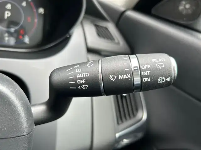 ジャガー Ｅペース HSE 180PS 石川県 2018(平30)年 5.2万km 白 衝突軽減ブレーキ/アダプティブクルーズコントロール/ブラインドスポットモニター/純正ナビ/ＡｐｐｌｅＣａｒＰｌａｙ/３６０カメラ/クリアランスソナー/ＬＥＤヘッドライト/オートライト/液晶メーター