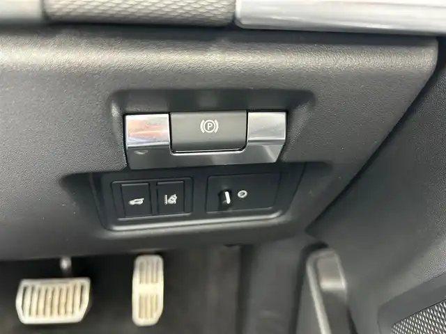 ジャガー Ｅペース HSE 180PS 石川県 2018(平30)年 5.2万km 白 衝突軽減ブレーキ/アダプティブクルーズコントロール/ブラインドスポットモニター/純正ナビ/ＡｐｐｌｅＣａｒＰｌａｙ/３６０カメラ/クリアランスソナー/ＬＥＤヘッドライト/オートライト/液晶メーター