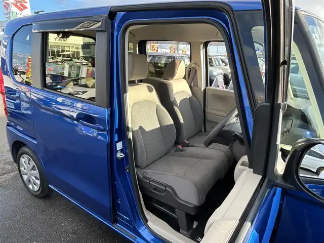 ホンダ Ｎ ＢＯＸ G ホンダセンシング 宮城県 2018(平30)年 2.2万km ブリリアントスポーティブルーメタリック2トーン ホンダセンシング/●衝突軽減ブレーキ〈CMBS〉/●誤発進抑制機能/●後方誤発進抑制機能/●歩行者事故低減ステアリング/●路外逸脱抑制機能/●ACC〈アダプティブ・クルーズ・コントロール〉/●LKAS〈車線維持支援システム〉/●オートハイビーム/●先行車発進お知らせ機能/●標識認識機能/純正ナビ（VXM-184VFi）/・CD/DVD/・Bluetooth/・フルセグTV/バックカメラ/ビルトインETC/両側スライドドア/ステアリングスイッチ/フルLEDヘッドランプ/オートライト/スマートキー＆プッシュスタート/スペアキー1本/電動格納ミラー/純正フロアマット/ドアバイザー/Wエアバッグ