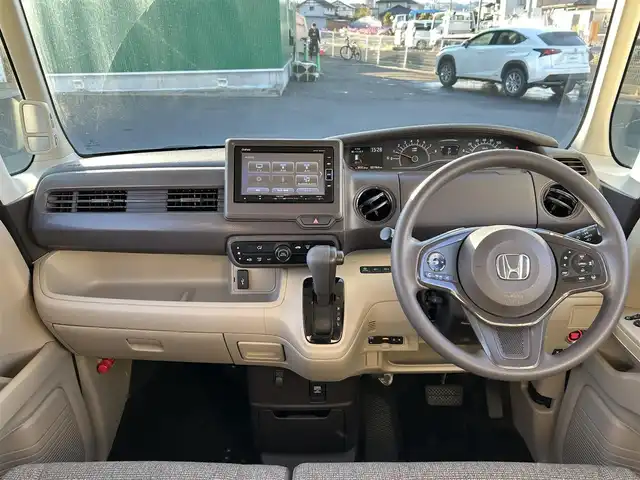 ホンダ Ｎ ＢＯＸ G ホンダセンシング 宮城県 2018(平30)年 2.2万km ブリリアントスポーティブルーメタリック2トーン ホンダセンシング/●衝突軽減ブレーキ〈CMBS〉/●誤発進抑制機能/●後方誤発進抑制機能/●歩行者事故低減ステアリング/●路外逸脱抑制機能/●ACC〈アダプティブ・クルーズ・コントロール〉/●LKAS〈車線維持支援システム〉/●オートハイビーム/●先行車発進お知らせ機能/●標識認識機能/純正ナビ（VXM-184VFi）/・CD/DVD/・Bluetooth/・フルセグTV/バックカメラ/ビルトインETC/両側スライドドア/ステアリングスイッチ/フルLEDヘッドランプ/オートライト/スマートキー＆プッシュスタート/スペアキー1本/電動格納ミラー/純正フロアマット/ドアバイザー/Wエアバッグ