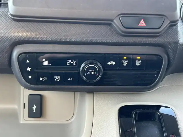 ホンダ Ｎ ＢＯＸ G ホンダセンシング 宮城県 2018(平30)年 2.2万km ブリリアントスポーティブルーメタリック2トーン ホンダセンシング/●衝突軽減ブレーキ〈CMBS〉/●誤発進抑制機能/●後方誤発進抑制機能/●歩行者事故低減ステアリング/●路外逸脱抑制機能/●ACC〈アダプティブ・クルーズ・コントロール〉/●LKAS〈車線維持支援システム〉/●オートハイビーム/●先行車発進お知らせ機能/●標識認識機能/純正ナビ（VXM-184VFi）/・CD/DVD/・Bluetooth/・フルセグTV/バックカメラ/ビルトインETC/両側スライドドア/ステアリングスイッチ/フルLEDヘッドランプ/オートライト/スマートキー＆プッシュスタート/スペアキー1本/電動格納ミラー/純正フロアマット/ドアバイザー/Wエアバッグ