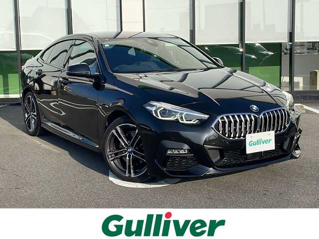 ＢＭＷ ２１８ｉ グランクーペ Mスポーツ 岐阜県 2020(令2)年 2.1万km サファイアブラックP 純正メモリナビ　/前後ドライブレコーダー　/バックカメラ　/レーダークルーズコントロール　/ＥＴＣ　/前後コーナーセンサー　/横滑り防止装置　/アイドリングストップ　/ＬＥＤヘッドライト　/オートライト　/ＬＥＤヘッドライト/革巻きステアリング/ステアリングスイッチ/ハーフレザーシート/パワーシート/純正18インチアルミホイール/プッシュスタート/スマートキー