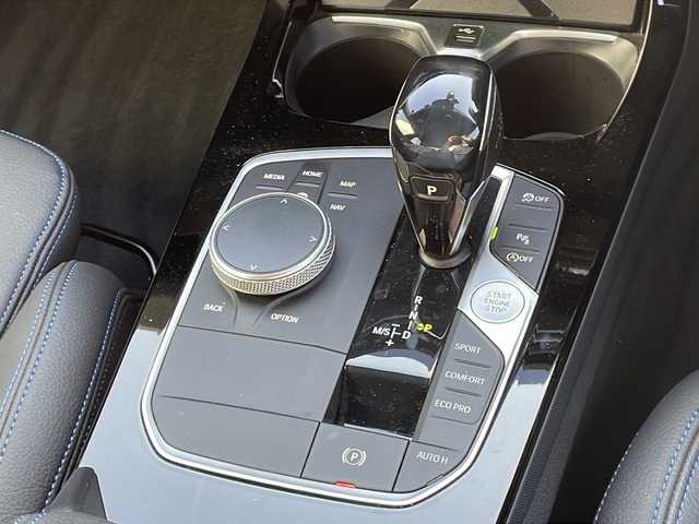 ＢＭＷ ２１８ｉ グランクーペ Mスポーツ 岐阜県 2020(令2)年 2.1万km サファイアブラックP 純正メモリナビ　/前後ドライブレコーダー　/バックカメラ　/レーダークルーズコントロール　/ＥＴＣ　/前後コーナーセンサー　/横滑り防止装置　/アイドリングストップ　/ＬＥＤヘッドライト　/オートライト　/ＬＥＤヘッドライト/革巻きステアリング/ステアリングスイッチ/ハーフレザーシート/パワーシート/純正18インチアルミホイール/プッシュスタート/スマートキー