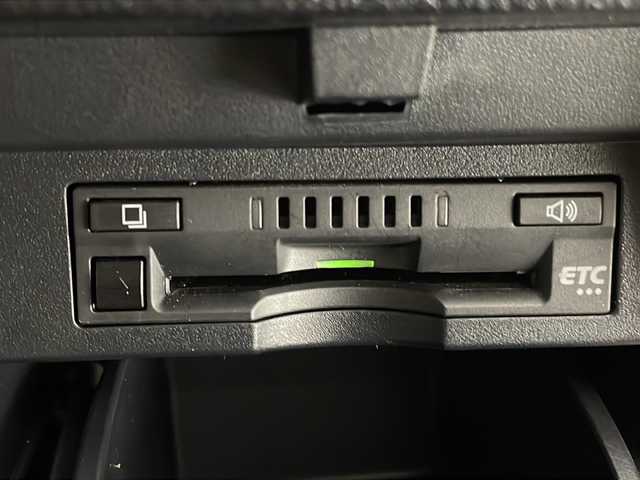 トヨタ ヴェルファイア X 宮崎県 2020(令2)年 6.7万km ホワイトパールクリスタルシャイン ワンオーナー/TRDスポイラー/Toyota Safety Sense/〇プリクラシュセーフティ/〇レーントレーシングアシスト/〇パーキングサポートブレーキ/〇クリアランスソナー/〇オートマチックハイビーム/〇レーダークルーズコントロール/〇先行車発進告知/純正9インチディスプレイオーディオ/フルセグTV/バックカメラ/純正12.1型後席モニター（V12T-R68C)/片側パワースライドドア/LEDヘッドライト/純正17インチAW/ビルトインETC/ドライブレコーダー/保証書/取扱説明書