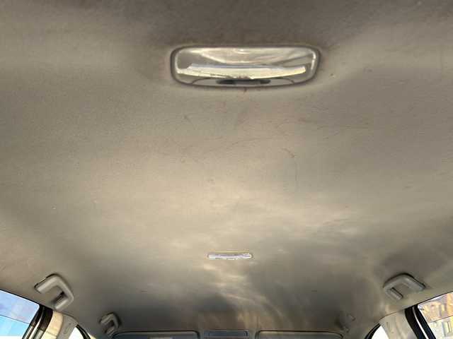 三菱 アウトランダー 24G 石川県 2009(平21)年 14.6万km クールシルバーメタリック 4WD/純正HDDナビゲーション/【FM/AM・CD/DVD】/・アナログTV/バックカメラ/アクティブスタビリティコントロール/ステアリングスイッチ/ステアリングリモコン/パドルシフト/オートライト/フォグランプ/電格ミラー/純正AWスタッドレスタイヤ車載/純正フロアマット/純正ドアバイザー