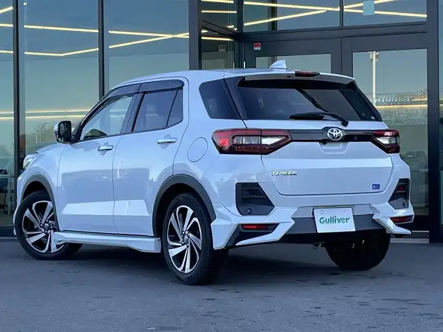 トヨタ ライズ Z 東京都 2021(令3)年 2.6万km シャイニングホワイトパール トヨタ純正7インチナビ/・T-Connect/・Bluetooth接続/・フルセグTV/モデリスタフロントスポイラー/モデリスタサイドスカート/モデリスタリヤスカート/SMART ASSIST/・衝突警報機能/・全車速追従機能付アダプティブクルーズコントロール/・レーンキープコントロール/・車線逸脱警報機能/・オートハイビーム/バックカメラ/前後ドライブレコーダー(GL-05AP)/ビルトインETC/D/N席シートヒーター/アイドリングストップ/純正フロアマット/純正１５インチアルミホイール/ドアバイザー/スペアキー/保証書/取扱説明書