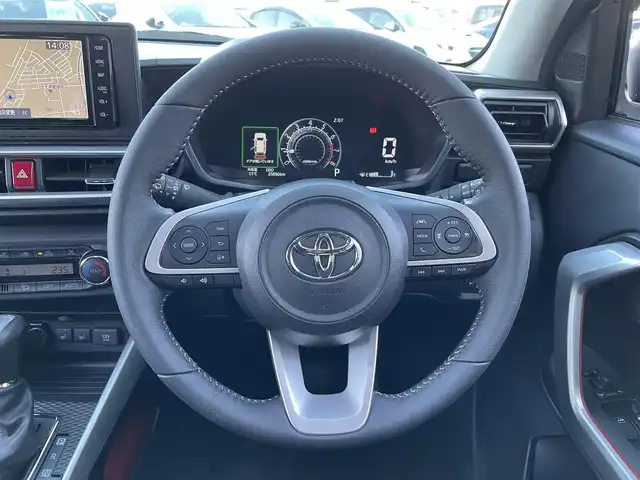 トヨタ ライズ Z 東京都 2021(令3)年 2.6万km シャイニングホワイトパール トヨタ純正7インチナビ/・T-Connect/・Bluetooth接続/・フルセグTV/モデリスタフロントスポイラー/モデリスタサイドスカート/モデリスタリヤスカート/SMART ASSIST/・衝突警報機能/・全車速追従機能付アダプティブクルーズコントロール/・レーンキープコントロール/・車線逸脱警報機能/・オートハイビーム/バックカメラ/前後ドライブレコーダー(GL-05AP)/ビルトインETC/D/N席シートヒーター/アイドリングストップ/純正フロアマット/純正１５インチアルミホイール/ドアバイザー/スペアキー/保証書/取扱説明書