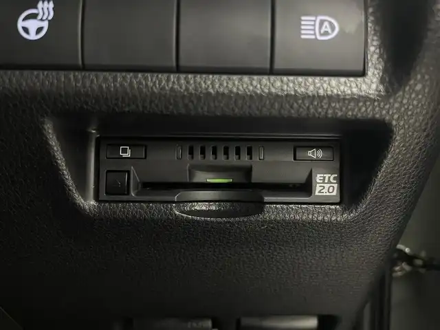 トヨタ ＲＡＶ４ アドベンチャー 大阪府 2020(令2)年 4.5万km アッシュグレーメタリック/シアンメタリック トヨタセーフティセンス/・プリクラッシュセーフティ/・レーントレーシングアシスト/・オートマチックハイビーム/・レーダークルーズコントロール/・先行車発進お知らせ機能/純正T-Connectナビ/　　CD/DVD/BT/TV/SD/バックカメラ/LEDヘッドライト/黒本革シート/運転席パワーシート/前席シートヒーター＆シートクーラー/革巻きステアリング/ステアリングヒーター/スマホ置くだけ充電/RAYS19インチアルミホイール/純正フロアマット/純正ETC2.0