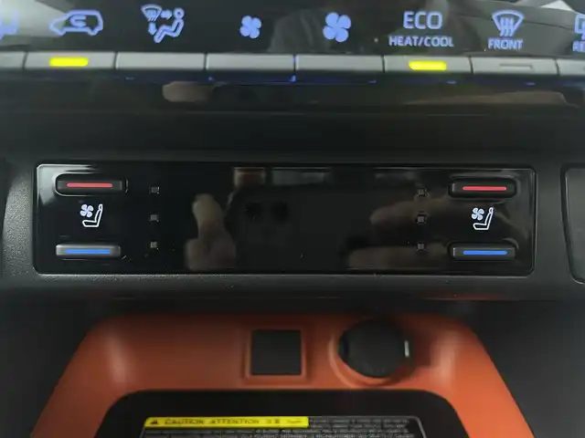 トヨタ ＲＡＶ４ アドベンチャー 大阪府 2020(令2)年 4.5万km アッシュグレーメタリック/シアンメタリック トヨタセーフティセンス/・プリクラッシュセーフティ/・レーントレーシングアシスト/・オートマチックハイビーム/・レーダークルーズコントロール/・先行車発進お知らせ機能/純正T-Connectナビ/　　CD/DVD/BT/TV/SD/バックカメラ/LEDヘッドライト/黒本革シート/運転席パワーシート/前席シートヒーター＆シートクーラー/革巻きステアリング/ステアリングヒーター/スマホ置くだけ充電/RAYS19インチアルミホイール/純正フロアマット/純正ETC2.0