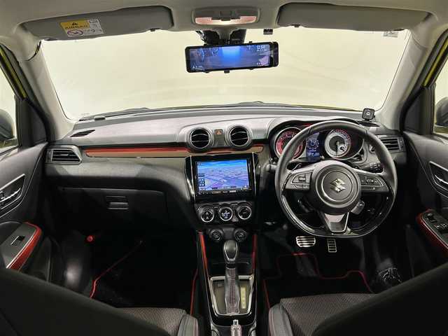 スズキ スイフト スポーツ 愛知県 2020(令2)年 2.7万km チャンピオンイエロー 純正８インチナビ/アラウンドビューモニター/衝突軽減ブレーキ/レーダークルーズコントロール/車線逸脱警報/クリアランスソナー/パドルシフト/運転席シートヒーター/デジタルインナーミラー/ドライブレコーダー/ビルトインETC/アクセサリーソケット/USB入力端子/ISOFIX/LEDヘッドライト/純正17インチアルミホイール