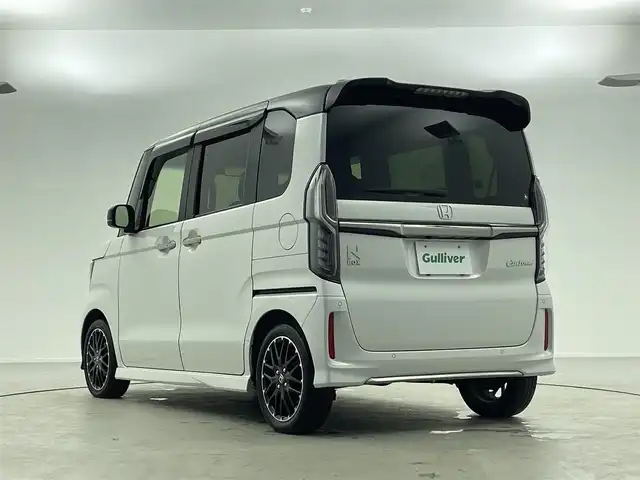 ホンダ Ｎ ＢＯＸ カスタム L ターボ コーディネートスタイル 福井県 2021(令3)年 3.5万km 白Ⅱ 社外メモリナビ/　Bluetooth/CD/DVD/フルセグTV/バックカメラ/コーナーセンサー/プッシュスタート/スマートキー/ACC/横滑り防止装置/盗難防止装置/衝突軽減装置/レーンキープアシスト/両側パワースライドドア/ハーフレザーシート/シートヒーター/LEDライト/オートライト/社外フロアマット/USB入力端子/ETC/ドライブレコーダー前後