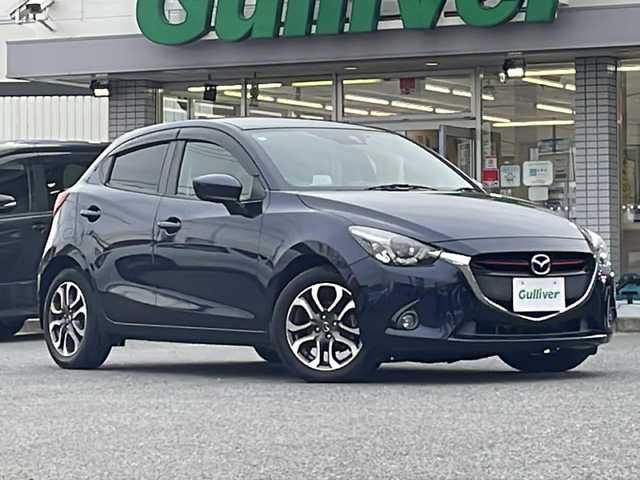 マツダ デミオ XD ツーリング 愛知県 2016(平28)年 15.1万km ディープクリスタルブルーマイカ /メーカーナビ(BT/USB/CD/DVD/フルセグTV)//バックカメラ//アクティブドライビングディスプレイ//前方ドライブレコーダー(セルスター CSD-570FH)//ETC//横滑り防止装置//i-stop(アイドリングストップ)//パドルシフト//オートライト//プッシュスタート//フォグランプ//純正フロアマット//ドアバイザー//取扱説明書