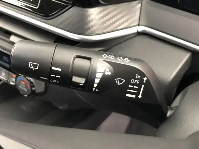 日産 ノート X 愛知県 2021(令3)年 4.5万km バーガンディー 純正9インチワイドディスプレイオーディオ/フルセグTV/USBポート/ドライブレコーダー/デジタルインナーミラー/ワイヤレス充電器/ステアリングリモコン/プロパイロット/インテリジェントエマージェンシーブレーキ/踏み間違い衝突防止アシスト/車線逸脱警報/ビークルダイナミクスコントロール/全方位運転支援システム/レーダークルーズコントロール/BSM/ビルトインETC/取扱説明書/スマートキー