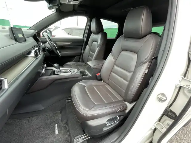 マツダ ＣＸ－５ XD エクスクルーシブモード 千葉県 2020(令2)年 5.7万km スノーフレイクホワイトパールマイカ サンルーフ/レザーシート/360°カメラ/BOSEプレミアムサウンド/純正マツダコネクトナビ/・CD/DVD/Bluetooth/フルセグTV/前席パワーシート/全席シートヒーター/前席シートベンチレーション/パワーバックドア/レーンキープアシスト/アダプティブクルーズコントロール/ブラインドスポットモニター/スマートキー/前後コーナーセンサー/ヘッドアップディスプレイ/パドルシフト/純正19インチアルミホイール/純正アダプティブLEDヘッドライト/フォグランプ/ステアリングヒーター/本革巻ステアリング/ETC/前後ドライブレコーダー/サイド＆カーテンエアバッグ