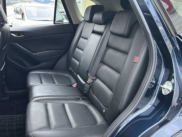 マツダ ＣＸ－５ XD 長野県 2014(平26)年 6.8万km ディープクリスタルブルーマイカ ・純正7インチメモリーナビゲーション/CD DVD ワンセグTV Bluetooth/・バックカメラ/・BOSEサウンドスピーカー/・ブラインドスポットモニター/・レーンキープアシスト/・クルーズコントロール/・社外17インチアルミホイール/・パワーシート(D席)/・HIDヘッドライト/・オートライト/・横滑り防止装置/・アイドリングストップ/・ステアリングリモコン/・夏タイヤ積込有り