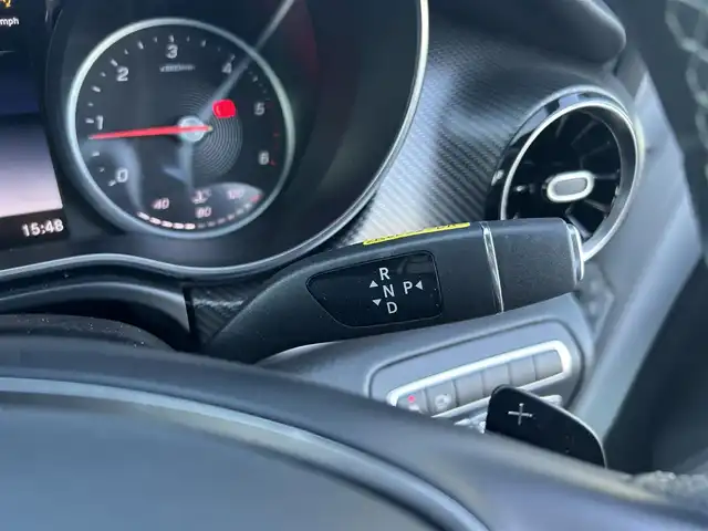 メルセデス・ベンツ Ｖ２２０ d AVG ロング AMGライン 滋賀県 2020(令2)年 1.9万km ロッククリスタルホワイト パノラマスライディングルーフ/純正メモリナビ/【フルセグTV/BT】/リアエンターテイメントシステム/360°カメラ/ETC2.0/ドライブレコーダー/Burmesterサウンドシステム/両側パワースライドドア/電動リアゲート/ルーフレール/本革レザーシート（黒）/シートヒーター/アクティブブレーキアシスト/ブラインドスポットアシスト/レーンキープアシスト/純正フロアマット