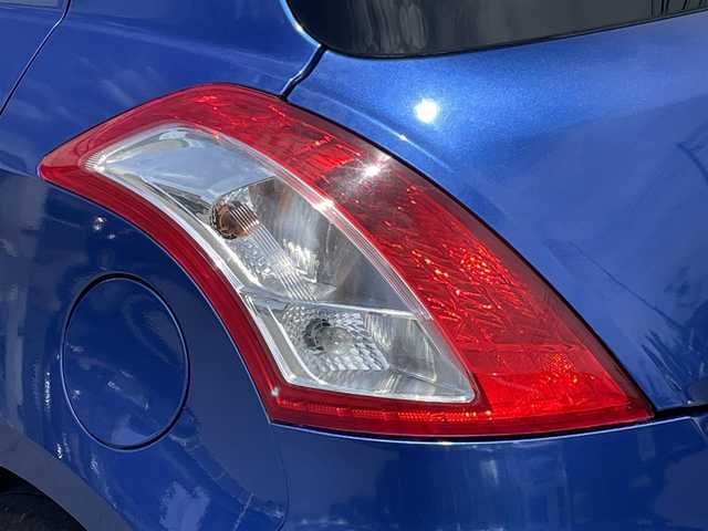 スズキ スイフト XG 岩手県 2016(平28)年 7.3万km ブーストブルーパールメタリック 5MT/前後ドライブレコーダー/ビルトインETC/カロッツェリアナビ/→ワンセグTV/CD/DVD/FM/AM/横滑り防止装置/〇電動格納ミラー/〇ドアバイザー/〇フロアマット/〇シガーソケット/プッシュスタート/スマートキー/取扱説明書