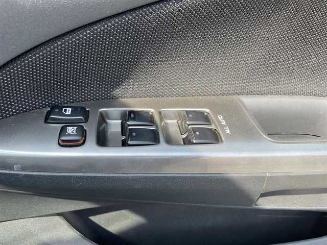 トヨタ カルディナ 2．0ZT 長野県 2006(平18)年 11万km シルバーM 社外ナビ（FM/AM、CD、DVD）/アナログテレビ/社外ETC/純正フロアマット/社外１５AW/ハロゲンオートヘッドライト/ワンオーナー/４WD/ドアバイザー/保証書、記録簿