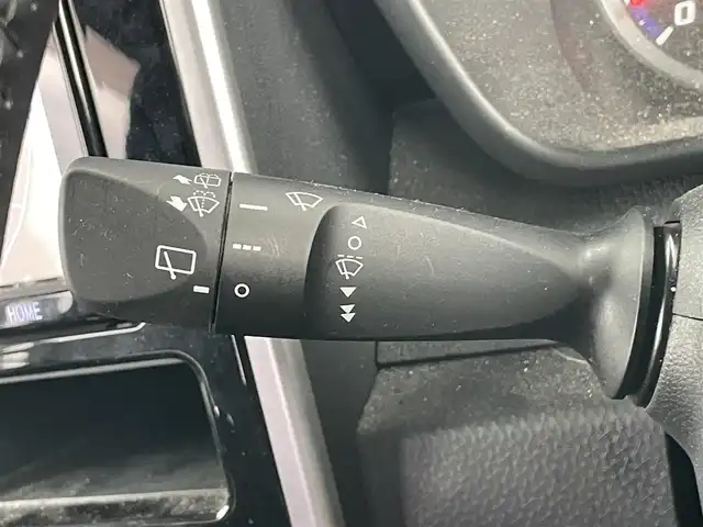 トヨタ ルーミー カスタムG－T 千葉県 2019(令1)年 8.9万km パールホワイトⅢ 純正ナビ/フルセグＴＶ/バックカメラ/両側パワースライドドア/ビルトインＥＴＣ/前席シートヒーター/ステアリングスイッチ/クルーズコントロール/衝突被害軽減ブレーキ/オートライト/オートハイビーム/コーナーセンサー/プッシュスタート/スマートキー