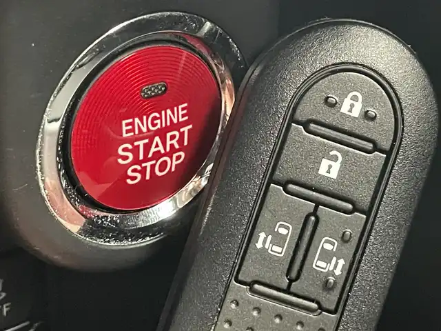 トヨタ ルーミー カスタムG－T 千葉県 2019(令1)年 8.9万km パールホワイトⅢ 純正ナビ/フルセグＴＶ/バックカメラ/両側パワースライドドア/ビルトインＥＴＣ/前席シートヒーター/ステアリングスイッチ/クルーズコントロール/衝突被害軽減ブレーキ/オートライト/オートハイビーム/コーナーセンサー/プッシュスタート/スマートキー