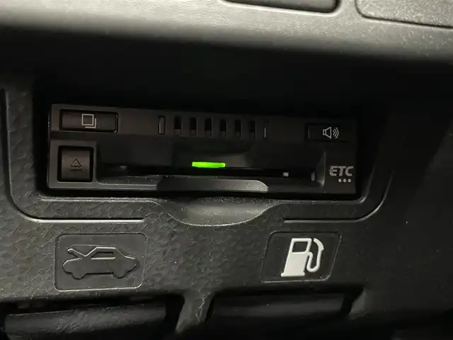 トヨタ ルーミー カスタムG－T 千葉県 2019(令1)年 8.9万km パールホワイトⅢ 純正ナビ/フルセグＴＶ/バックカメラ/両側パワースライドドア/ビルトインＥＴＣ/前席シートヒーター/ステアリングスイッチ/クルーズコントロール/衝突被害軽減ブレーキ/オートライト/オートハイビーム/コーナーセンサー/プッシュスタート/スマートキー