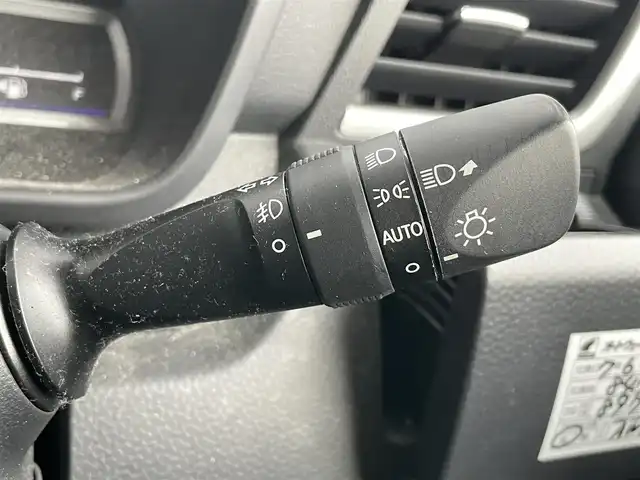 トヨタ ルーミー カスタムG－T 千葉県 2019(令1)年 8.9万km パールホワイトⅢ 純正ナビ/フルセグＴＶ/バックカメラ/両側パワースライドドア/ビルトインＥＴＣ/前席シートヒーター/ステアリングスイッチ/クルーズコントロール/衝突被害軽減ブレーキ/オートライト/オートハイビーム/コーナーセンサー/プッシュスタート/スマートキー