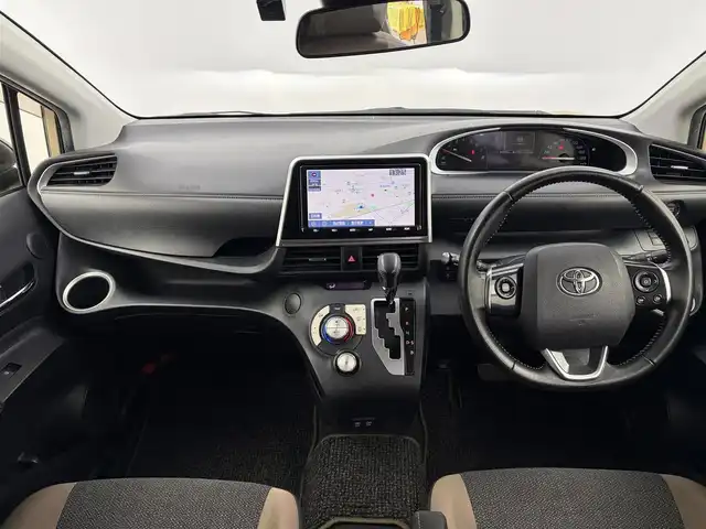 トヨタ シエンタ ファンベースG 愛知県 2021(令3)年 5.5万km ベージュ 純正9インチナビ/バックカメラ/フルセグTV/Bluetooth/トヨタセーフティセンス/衝突被害軽減システム/クルーズコントロール/コーナーセンサー/レーンキープアシスト/横滑り防止装置/オートライト/オートマチックハイビーム/LEDヘッドライト/LEDフォグランプ/両側パワースライドドア/ドライブレコーダー/ETC/社外フロアマット/社外AW/プッシュスタート/スマートキー