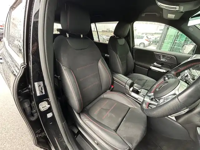 メルセデス・ベンツ Ｍ・ベンツ ＧＬＢ２００ｄ 4マチック AMGライン 石川県 2023(令5)年 2.6万km 黒 衝突軽減ブレーキ/アダプティブクルーズコントロール/ブラインドスポットモニター/レーンキープアシスト/純正ナビ/フルセグTV/360カメラ/クリアランスソナー/オートマチックテールゲート/アンビエントライト