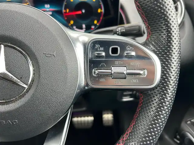 メルセデス・ベンツ Ｍ・ベンツ ＧＬＢ２００ｄ 4マチック AMGライン 石川県 2023(令5)年 2.6万km 黒 衝突軽減ブレーキ/アダプティブクルーズコントロール/ブラインドスポットモニター/レーンキープアシスト/純正ナビ/フルセグTV/360カメラ/クリアランスソナー/オートマチックテールゲート/アンビエントライト