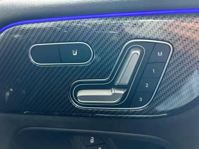 メルセデス・ベンツ Ｍ・ベンツ ＧＬＢ２００ｄ 4マチック AMGライン 石川県 2023(令5)年 2.6万km 黒 衝突軽減ブレーキ/アダプティブクルーズコントロール/ブラインドスポットモニター/レーンキープアシスト/純正ナビ/フルセグTV/360カメラ/クリアランスソナー/オートマチックテールゲート/アンビエントライト