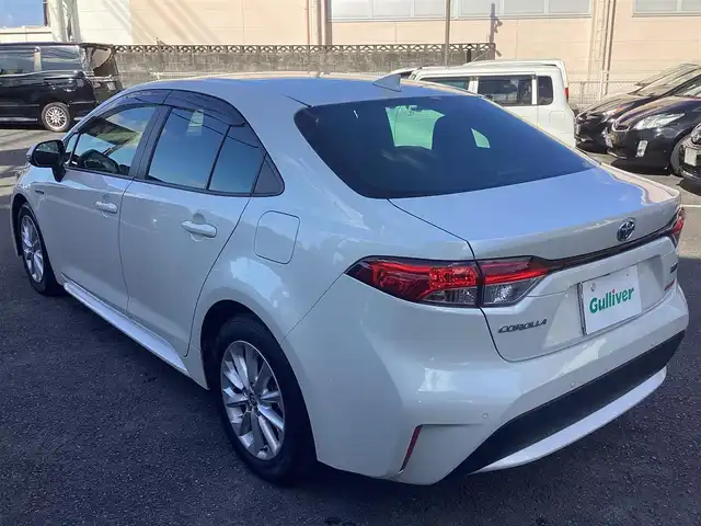 トヨタ カローラ ハイブリット S 鹿児島県 2020(令2)年 3.2万km ホワイトパールクリスタルシャイン ワンオーナー/禁煙車/プッシュスタート/純正ナビ/TV/バックカメラ/ビルトインETC/レーダーブレーキ/レーダークルーズコントロール/ブラインドスポットモニター/ドライブレコーダー/電動パーキング/レーンキープアシスト