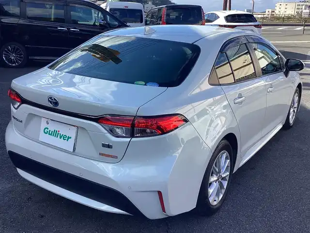 トヨタ カローラ ハイブリット S 鹿児島県 2020(令2)年 3.2万km ホワイトパールクリスタルシャイン ワンオーナー/禁煙車/プッシュスタート/純正ナビ/TV/バックカメラ/ビルトインETC/レーダーブレーキ/レーダークルーズコントロール/ブラインドスポットモニター/ドライブレコーダー/電動パーキング/レーンキープアシスト
