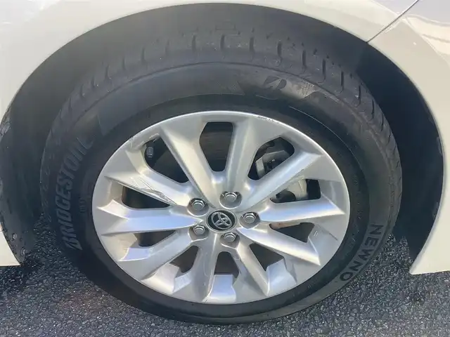 トヨタ カローラ ハイブリット S 鹿児島県 2020(令2)年 3.2万km ホワイトパールクリスタルシャイン ワンオーナー/禁煙車/プッシュスタート/純正ナビ/TV/バックカメラ/ビルトインETC/レーダーブレーキ/レーダークルーズコントロール/ブラインドスポットモニター/ドライブレコーダー/電動パーキング/レーンキープアシスト