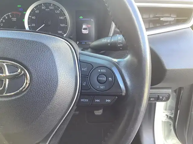 トヨタ カローラ ハイブリット S 鹿児島県 2020(令2)年 3.2万km ホワイトパールクリスタルシャイン ワンオーナー/禁煙車/プッシュスタート/純正ナビ/TV/バックカメラ/ビルトインETC/レーダーブレーキ/レーダークルーズコントロール/ブラインドスポットモニター/ドライブレコーダー/電動パーキング/レーンキープアシスト