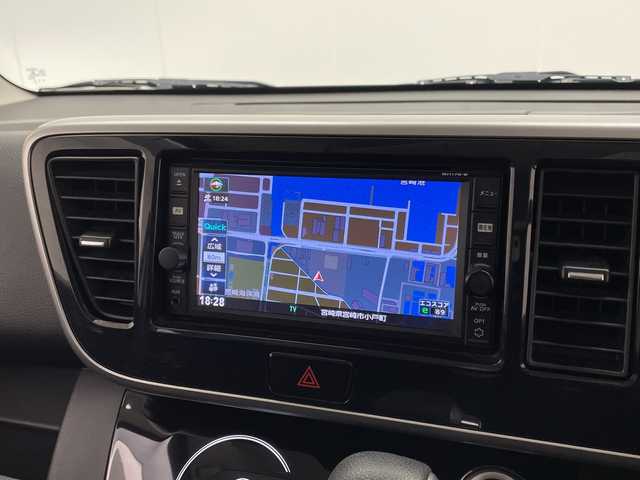 日産 デイズ ルークス ハイウェイスターX Gパッケージ 滋賀県 2017(平29)年 7.1万km クールシルバー エマージェンシーブレーキ/純正ナビTV/（MJ117D-W/CD/Bluetooth/フルセグTV)/純正キセノンオートライト/純正フォグ/純正15インチアルミ/純正フロアマット/両側電動スライドドア/オートマチックハイビーム/オートエアコン/インテリジェントキー/プッシュエンジンスタート/スペアキー/新車時保証書/取扱い説明書