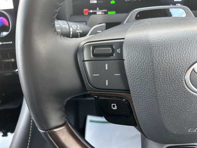 トヨタ アルファードハイブリット Z 東京都 2025(令7)年 1万km プラチナホワイトパールマイカ ワンオーナー/純正フルセグTVナビ/（Bluetooth/HDMI/Type-C/T-Connect）/JBLブレミアムサウンド/純正18インチアルミホイール/純正フロアマット/モデリスタフルエアロ/・フロントスポイラー/・サイドスカート/・リアスポイラー/・ディフーザー/アラウンドビューモニター/バックカメラ/ビルトインETC2.0/レザーシート/・パワーシート/・シートヒーター/・エアシート/デジタルインナーミラー/置くだけ充電/左右独立ムーンルーフ/ハンドルヒーター/追従型クルーズコントロール/パドルシフト/横滑り防止装置/コーナーセンサー（前後）/レーンキープアシスト/オートライト/オートマチックハイビーム/LEDヘッドライト/衝突被害軽減システム/スマートキー/スペアキー1本/保証書