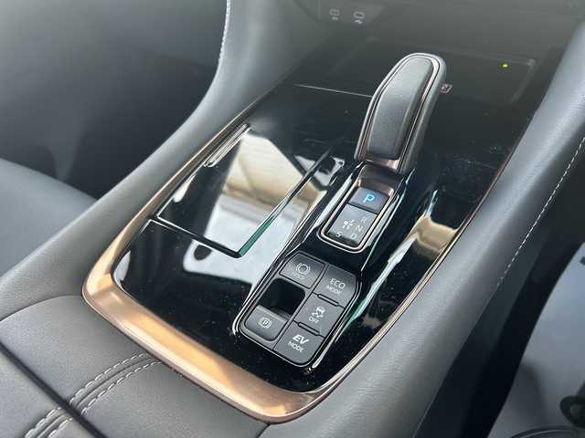 トヨタ アルファードハイブリット Z 東京都 2025(令7)年 1万km プラチナホワイトパールマイカ ワンオーナー/純正フルセグTVナビ/（Bluetooth/HDMI/Type-C/T-Connect）/JBLブレミアムサウンド/純正18インチアルミホイール/純正フロアマット/モデリスタフルエアロ/・フロントスポイラー/・サイドスカート/・リアスポイラー/・ディフーザー/アラウンドビューモニター/バックカメラ/ビルトインETC2.0/レザーシート/・パワーシート/・シートヒーター/・エアシート/デジタルインナーミラー/置くだけ充電/左右独立ムーンルーフ/ハンドルヒーター/追従型クルーズコントロール/パドルシフト/横滑り防止装置/コーナーセンサー（前後）/レーンキープアシスト/オートライト/オートマチックハイビーム/LEDヘッドライト/衝突被害軽減システム/スマートキー/スペアキー1本/保証書