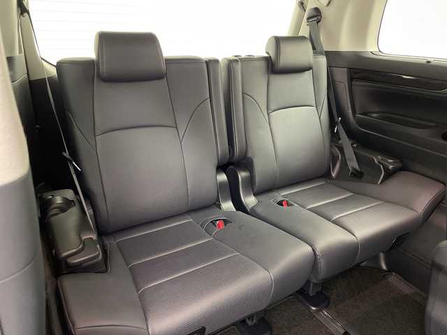 トヨタ アルファード S Cパッケージ 三重県 2019(令1)年 4.2万km ホワイトパールクリスタルシャイン /禁煙車//アルパイン9インチナビ//アルパインフリップダウンモニター//サンルーフ//トヨタセーフティセンス//プリクラッシュセーフティ//オートマチックハイビーム//レーダークルーズコントロール//レーントレーシングアシスト//バックカメラ//ステアリングヒーター//前席パワーシート（運転席メモリ付き）//前席ベンチレーション//前席シートヒーター//オットマン//電子パーキング/パワーバックドア//前方ドライブレコーダー//革巻きステアリング//ステアリングスイッチ//LEDヘッドライト//オートライト